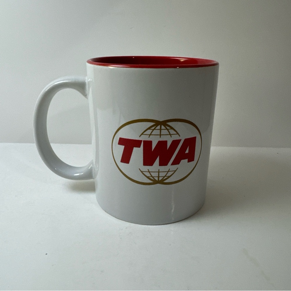 TWA Trans World Airlines Ceramic Mug Coffee Cup 10oz Vintage